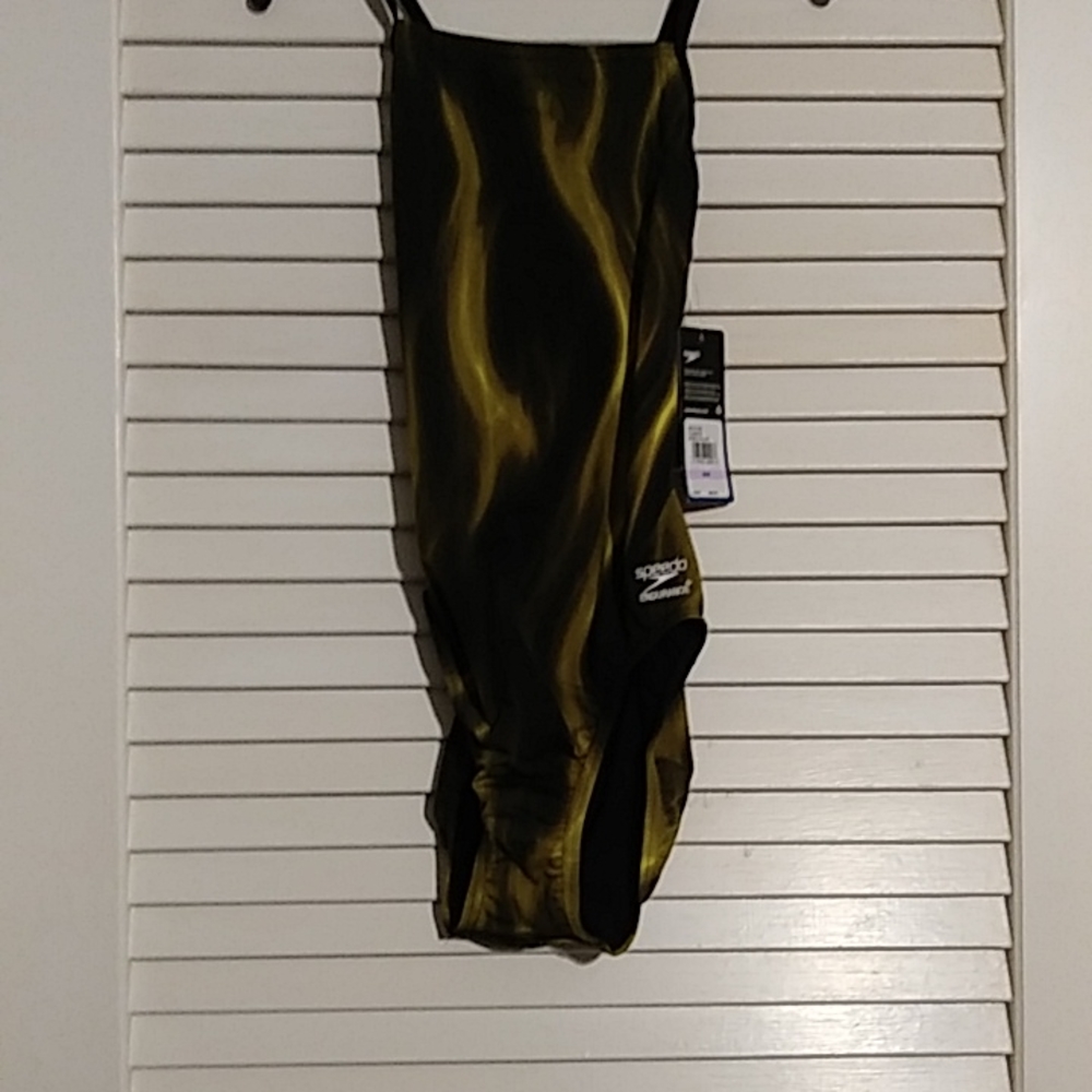 Speedo Endurance Crossback sz 6/32 Yellow